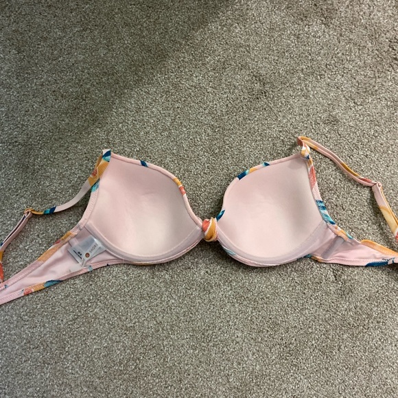 Target bikini top - Picture 2 of 3